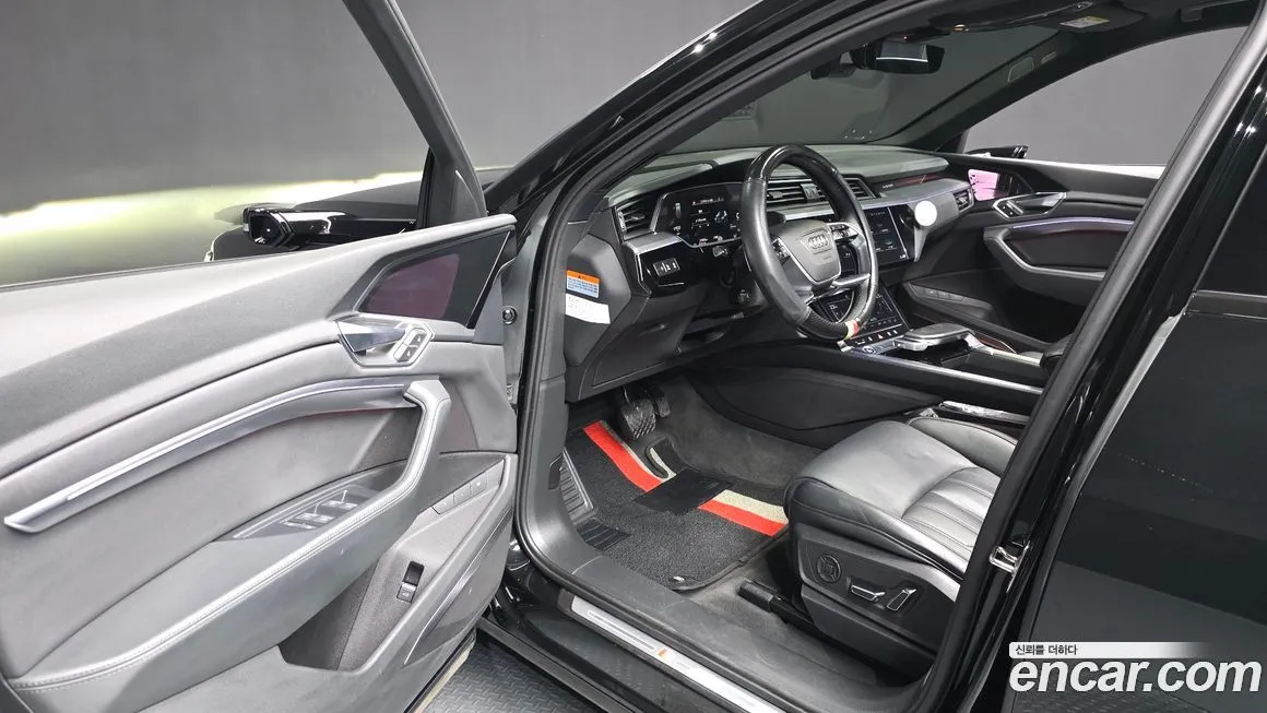 Audi e-tron 2022 из KR, фото 10