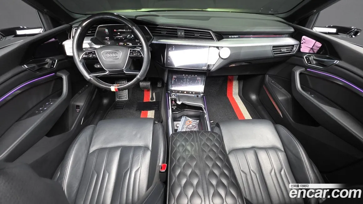 Audi e-tron 2022 из KR, фото 4