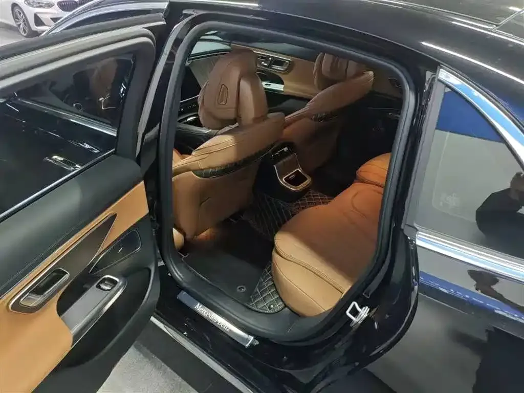 Mercedes-Benz E-Class 2025 из CN, фото 2