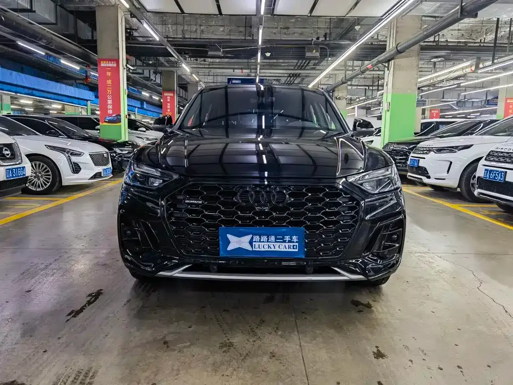 Audi Q5L Sportback — фото 4