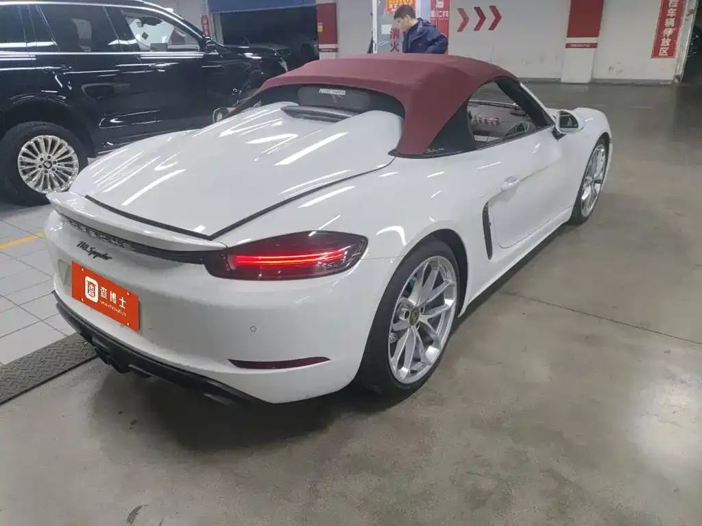 Porsche 718 2022 из CN, фото 5