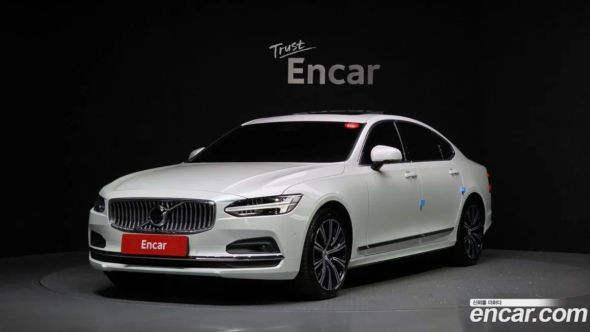 Volvo S90 — фото 1