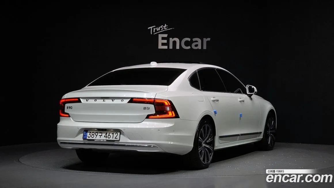 Volvo S90 — фото 10