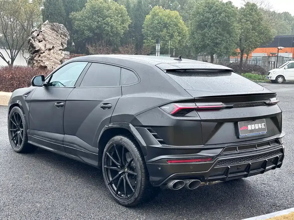 Lamborghini Urus 2024 из CN, фото 8