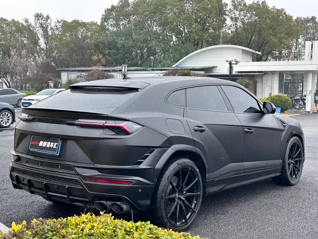 Lamborghini Urus 2024 из CN, фото 3