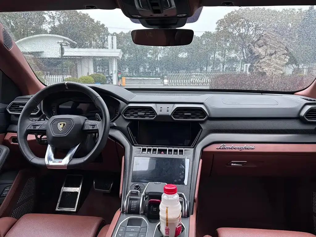 Lamborghini Urus 2024 из CN, фото 6