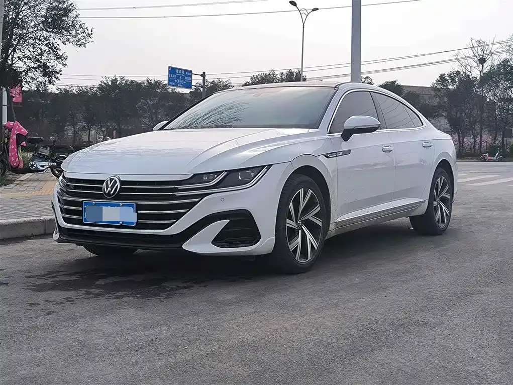 Volkswagen CC — фото 1