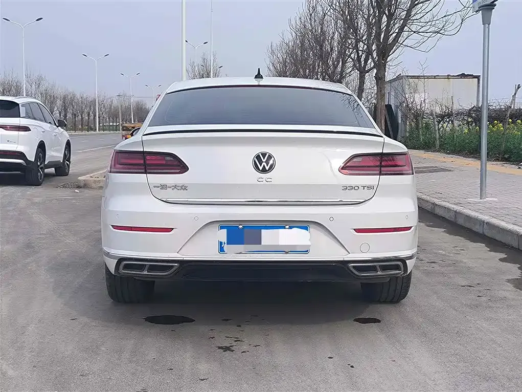 Volkswagen CC — фото 3