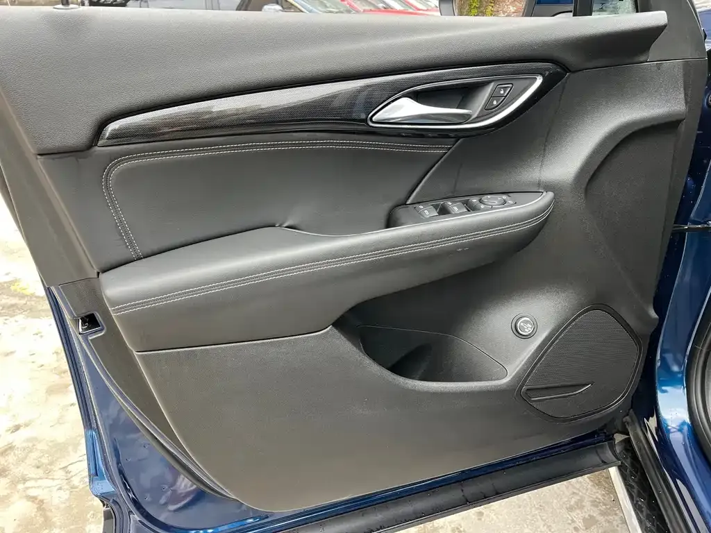 Buick Envision Plus — фото 10