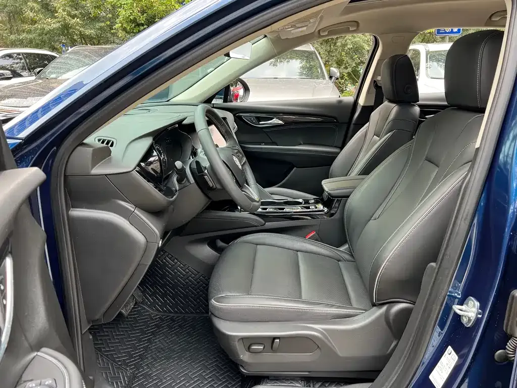 Buick Envision Plus — фото 2