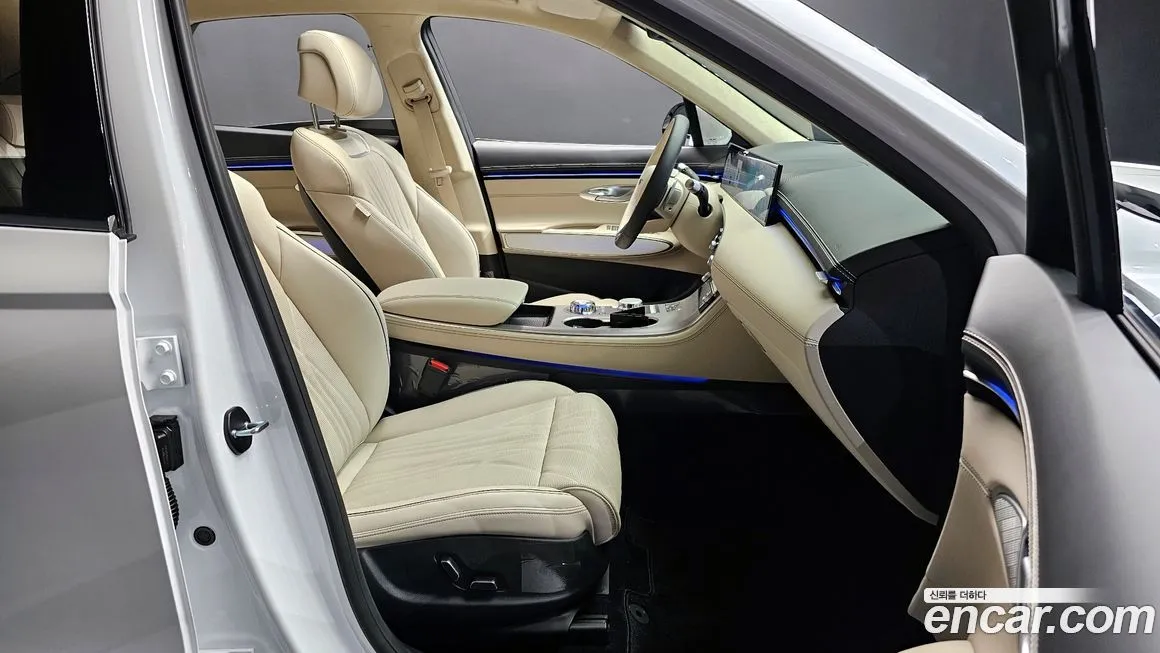 Genesis GV70 — фото 10