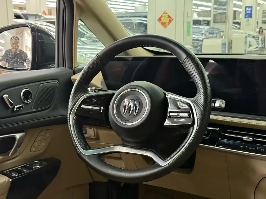 Buick Century 2024 из CN, фото 2