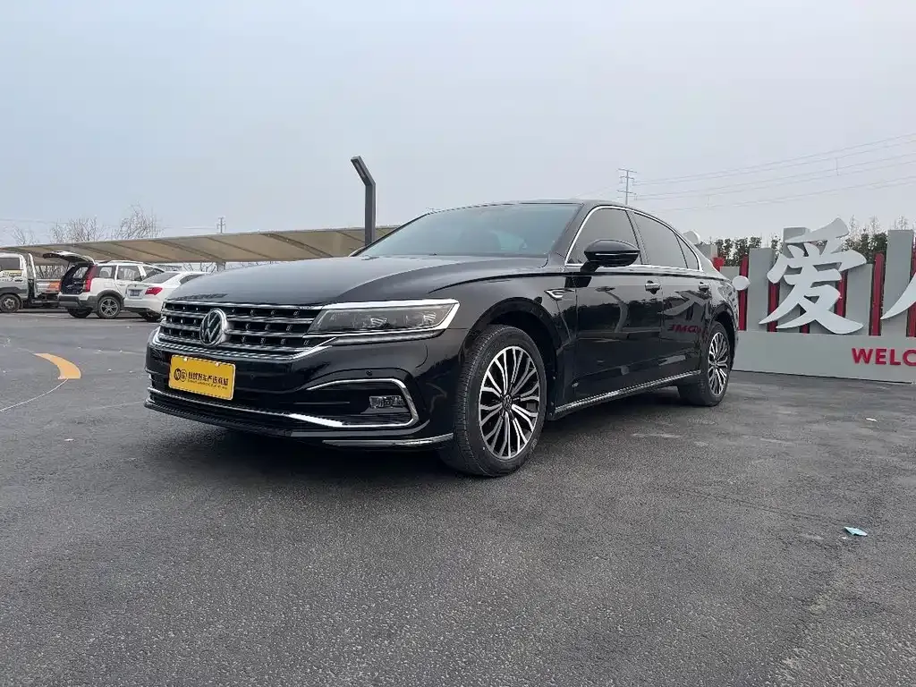 Volkswagen Phideon — фото 1
