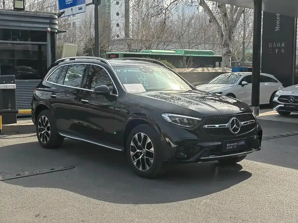 Mercedes-Benz GLC PHEV 2024 из CN, фото 2