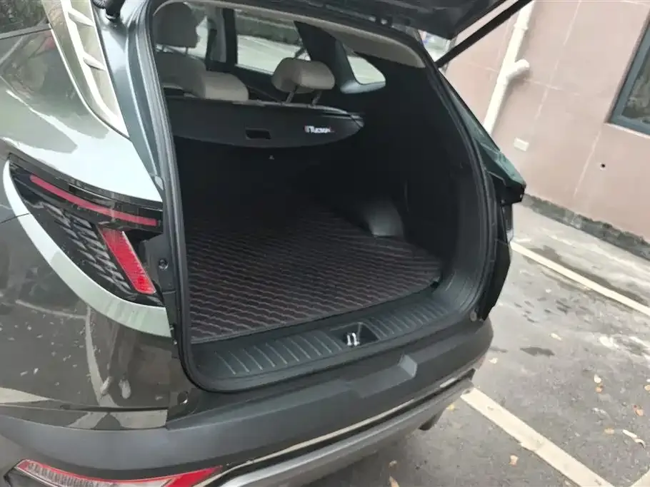 Hyundai Tucson 2023 из CN, фото 10