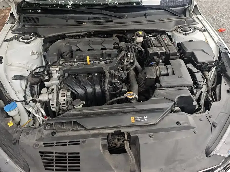 Hyundai Elantra 2023 из CN, фото 9