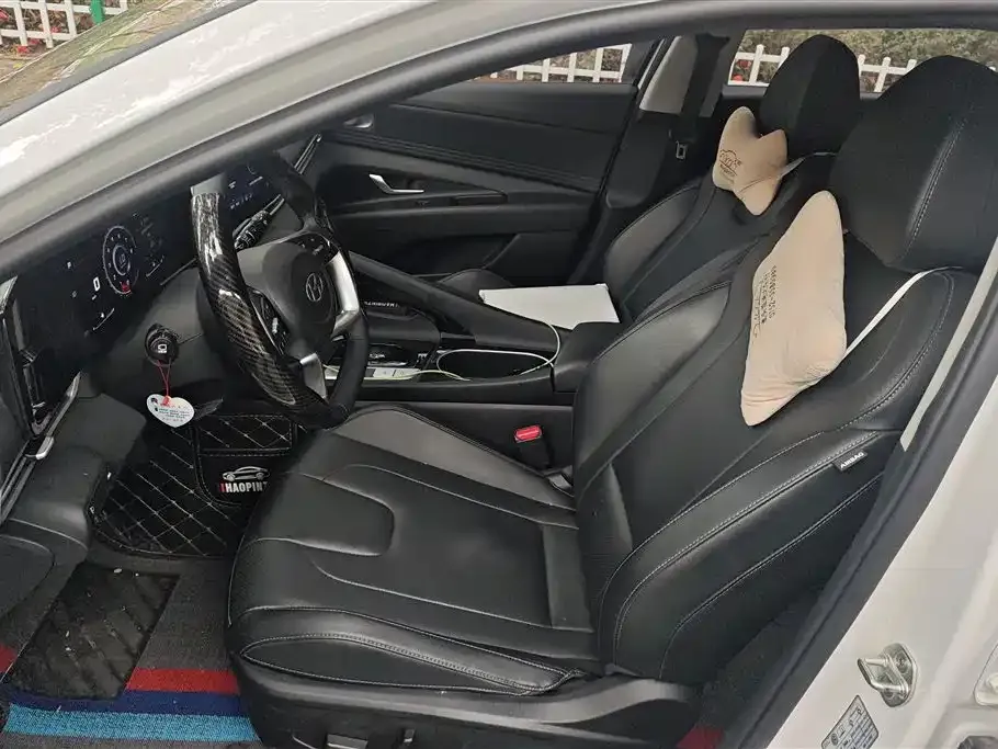 Hyundai Elantra 2023 из CN, фото 4