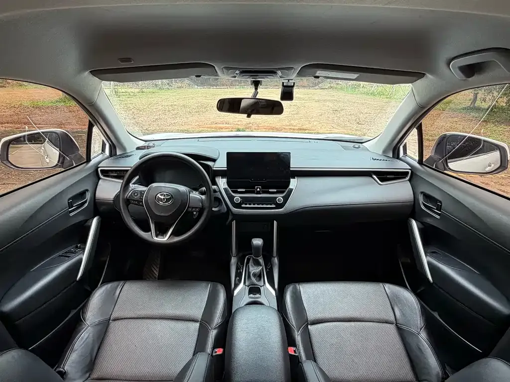 Toyota Frontlander 2023 из CN, фото 7