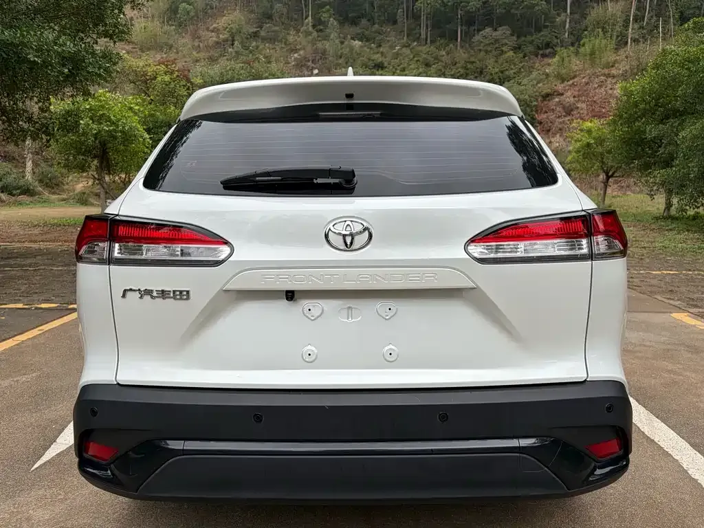 Toyota Frontlander 2023 из CN, фото 3