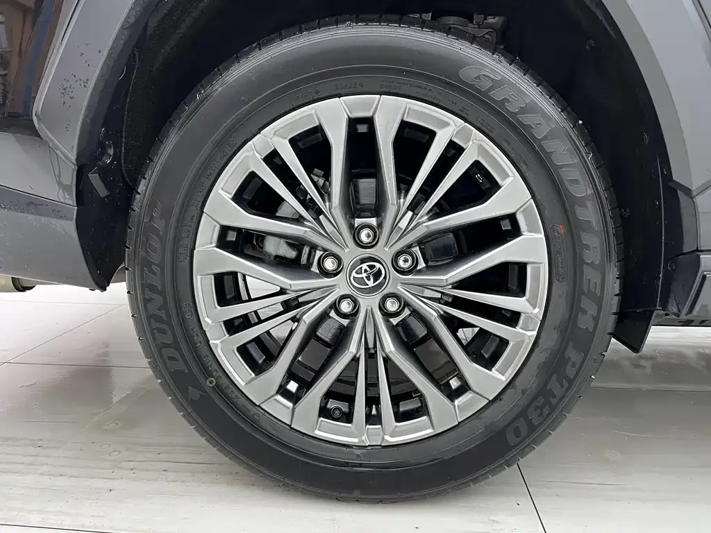 Toyota Wildlander 2023 из CN, фото 8