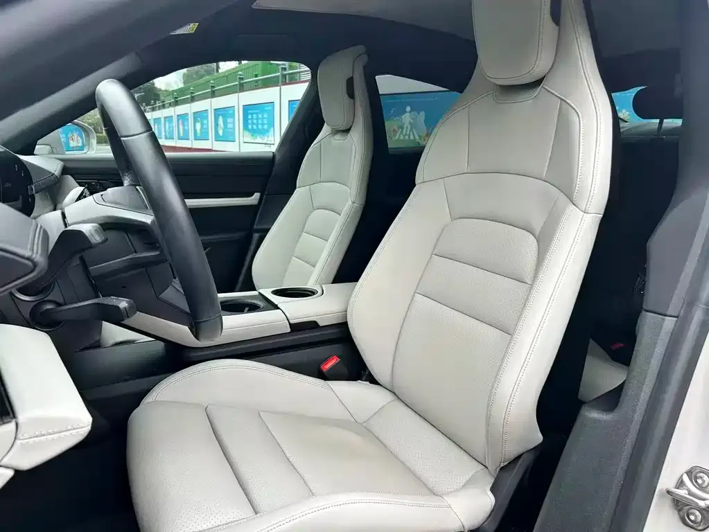 Porsche Taycan 2021 из CN, фото 10