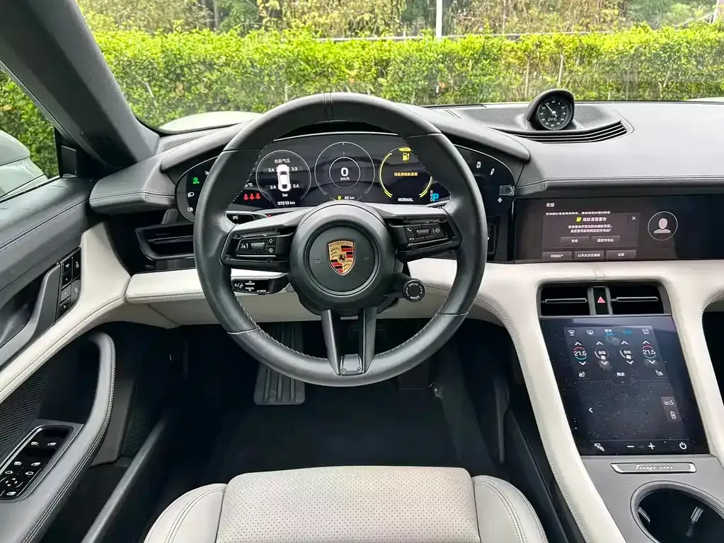 Porsche Taycan 2021 из CN, фото 9