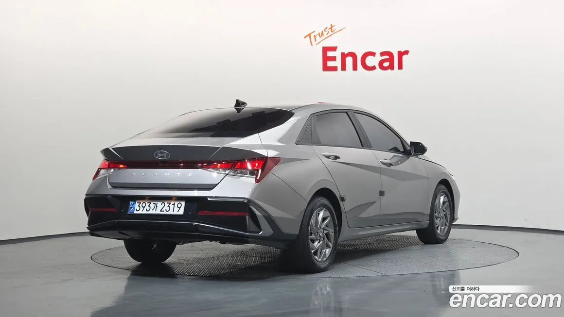 Hyundai AVANTE — фото 5