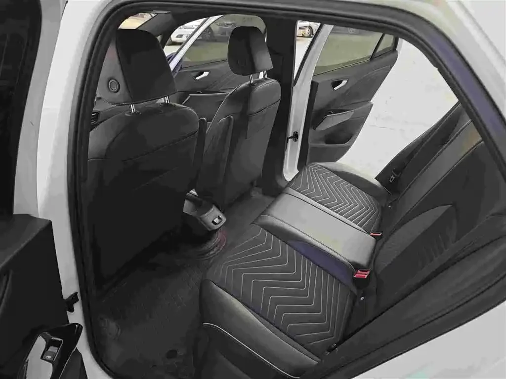 Volkswagen ID.3 2024 из CN, фото 3