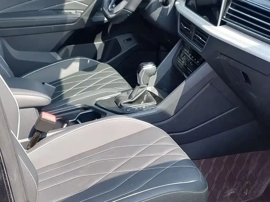 Volkswagen Tiguan L 2025 из CN, фото 4