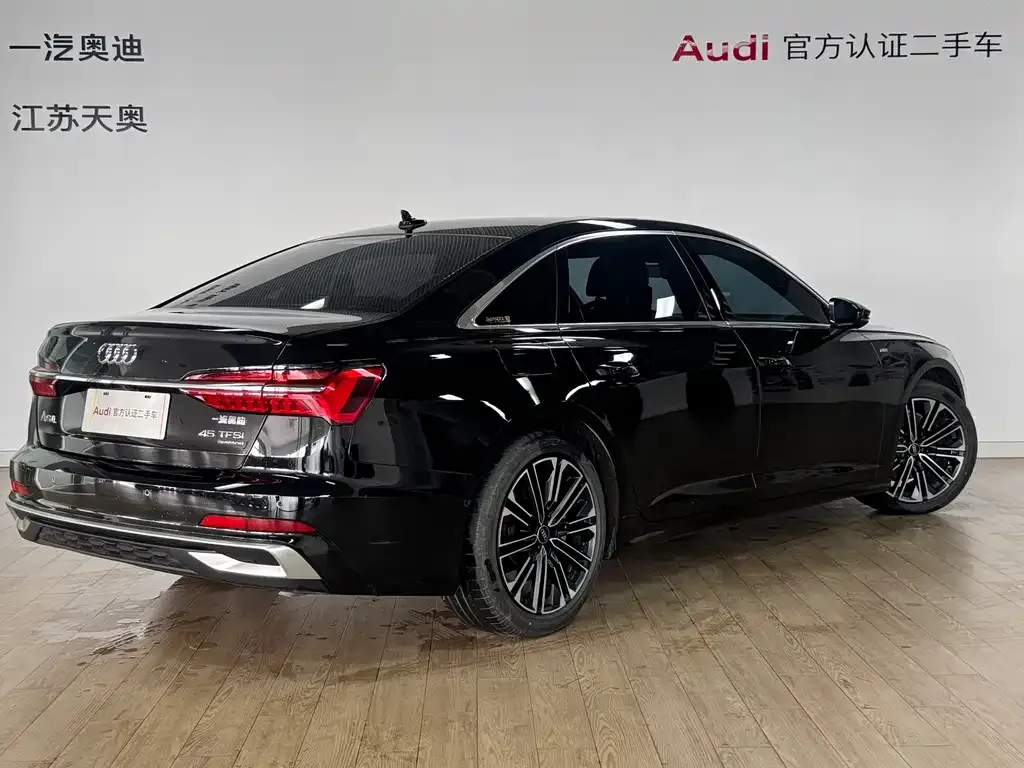 Audi A6L — фото 7