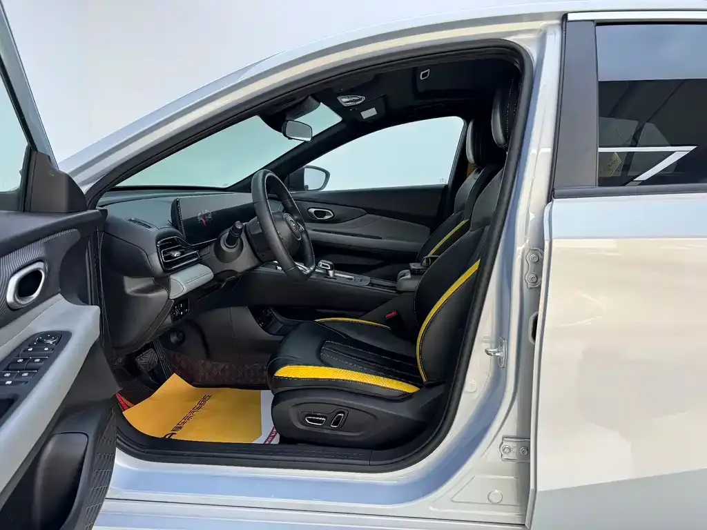 GAC Motor Shadow Leopard — фото 10