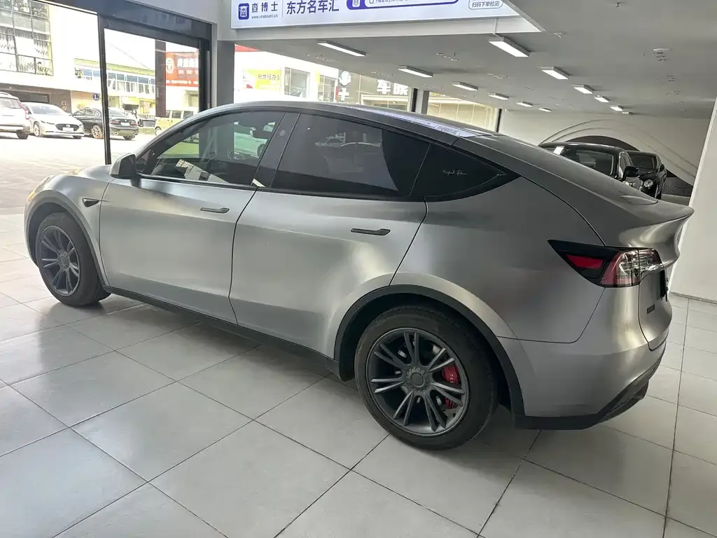 Tesla Model Y 2024 из CN, фото 4