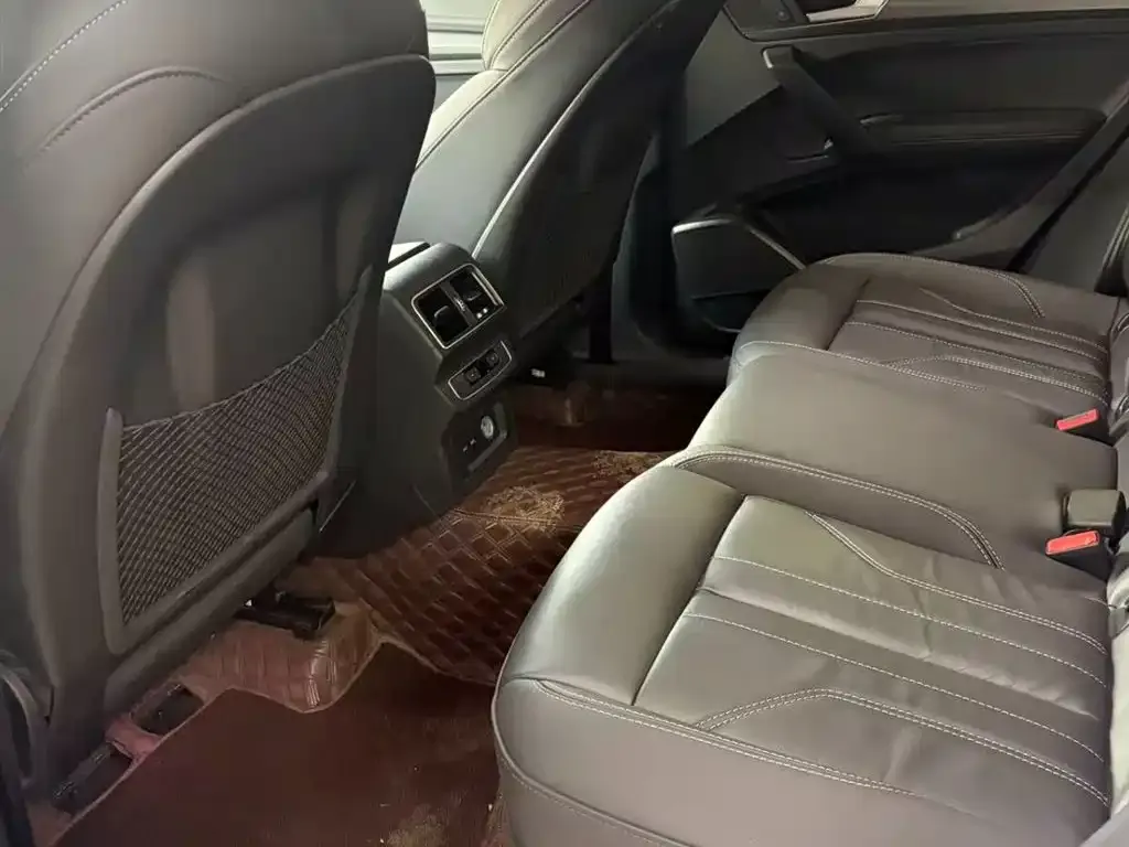 Audi Q5L 2022 из CN, фото 3