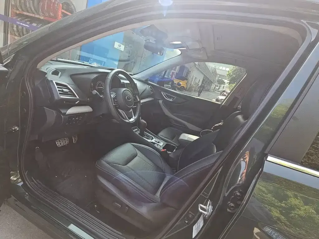 Subaru Forester 2022 из CN, фото 3