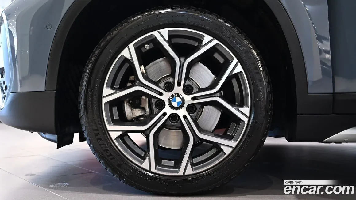 BMW X1 — фото 4