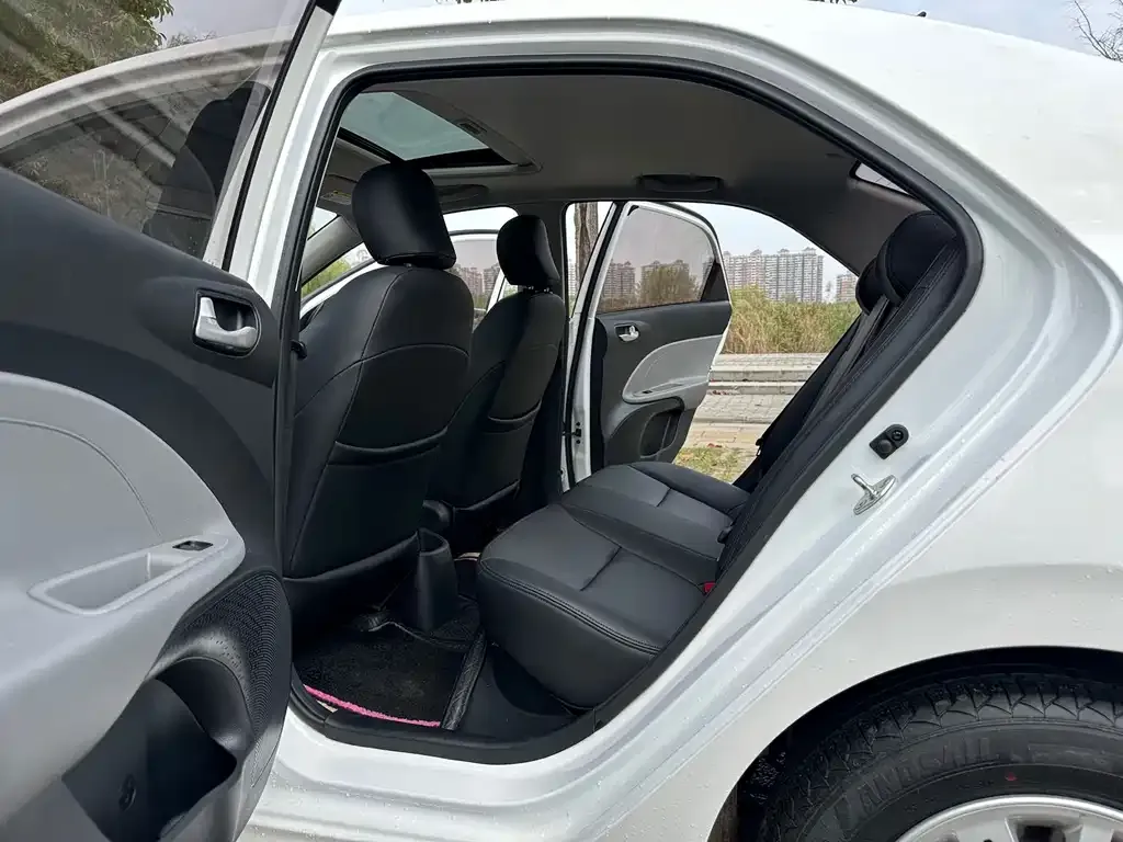 Kia Huanchi 2021 из CN, фото 10