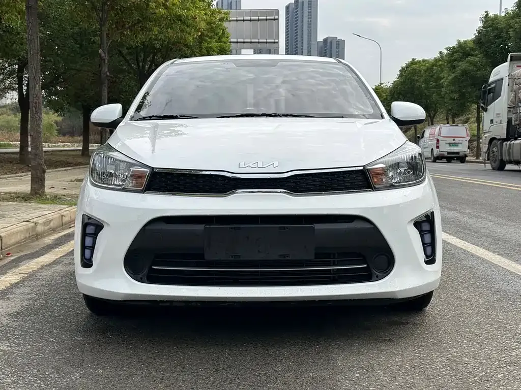 Kia Huanchi 2021 из CN, фото 3