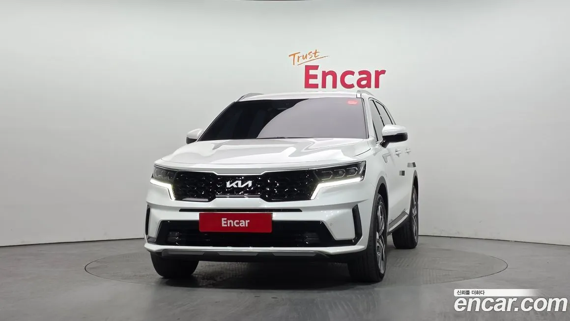 Kia Sorento — фото 8