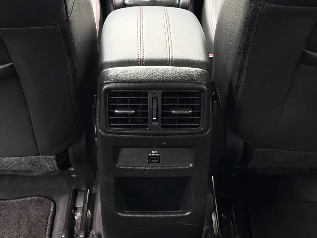 Nissan Qashqai — фото 8