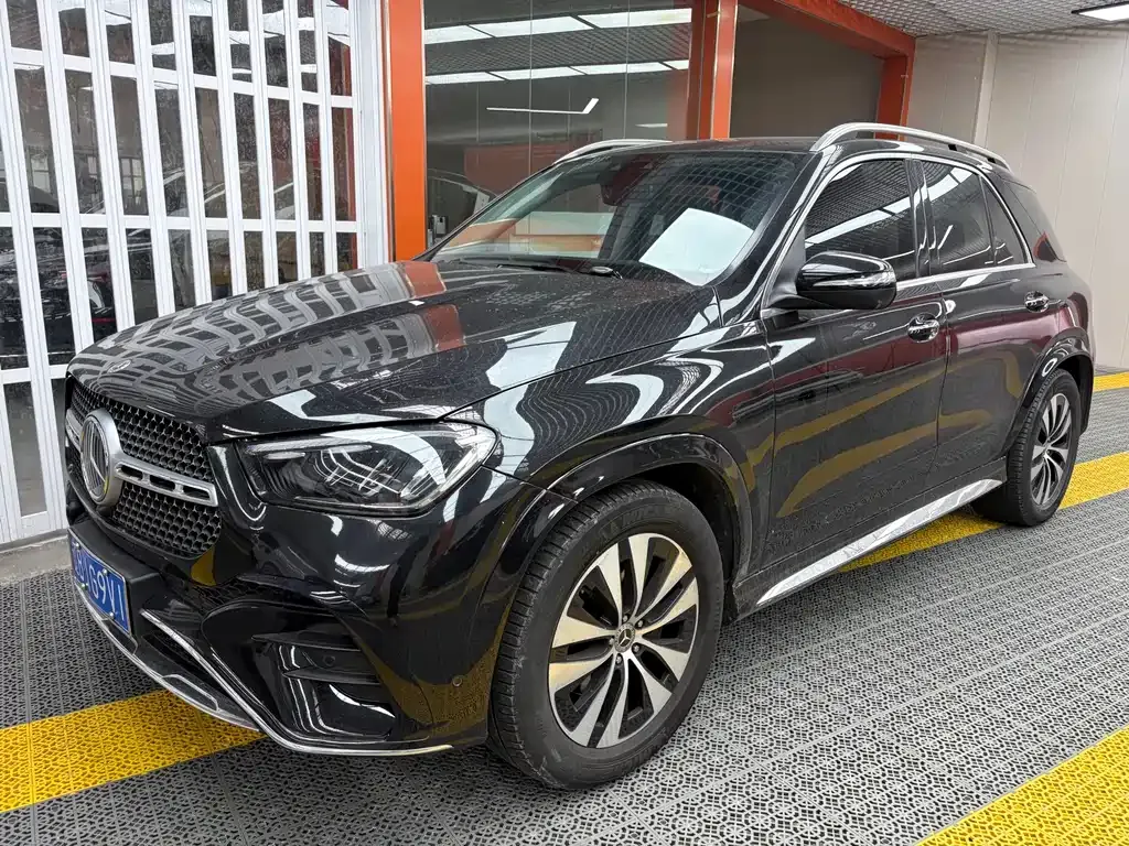 Mercedes-Benz GLE — фото 1