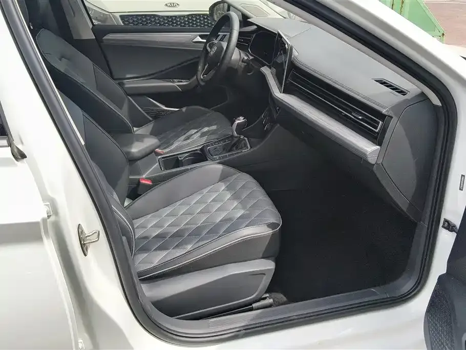 Volkswagen Sagitar 2024 из CN, фото 4