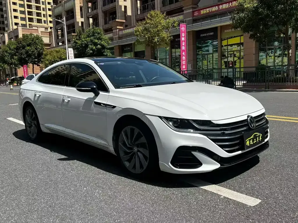Volkswagen CC 2023 из CN, фото 7