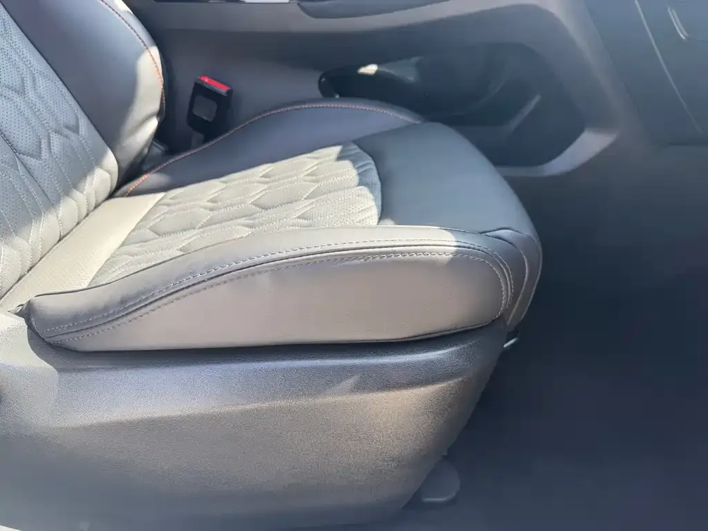 Changan UNI-T 2023 из CN, фото 4