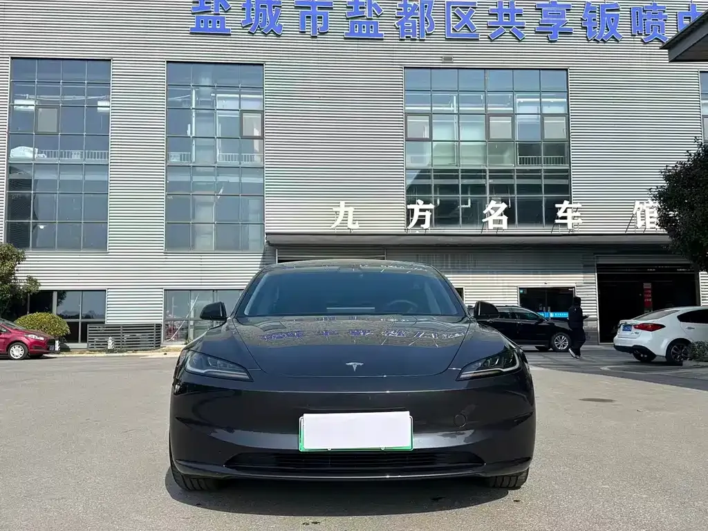 Tesla Model 3 2025 из CN, фото 7