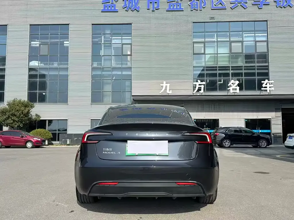Tesla Model 3 2025 из CN, фото 2