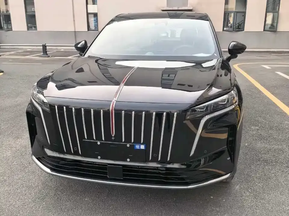 Hongqi HS6 PHEV