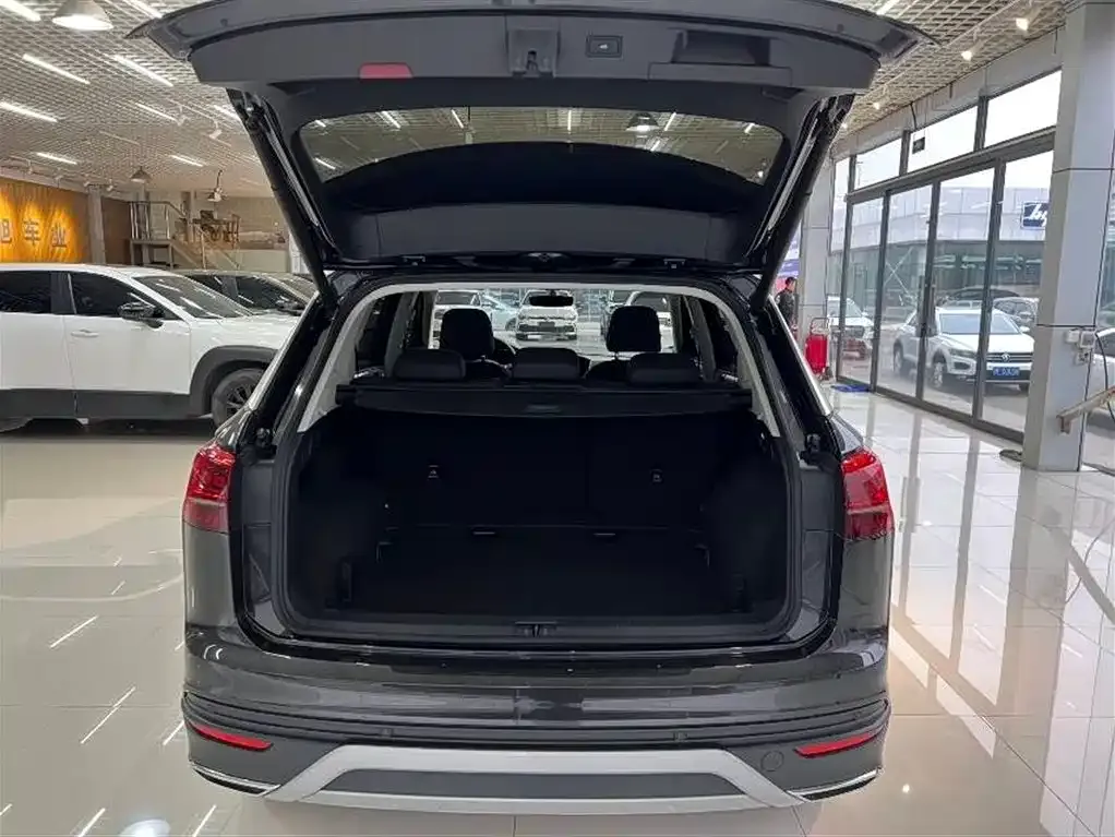 Volkswagen Tayron 2021 из CN, фото 2