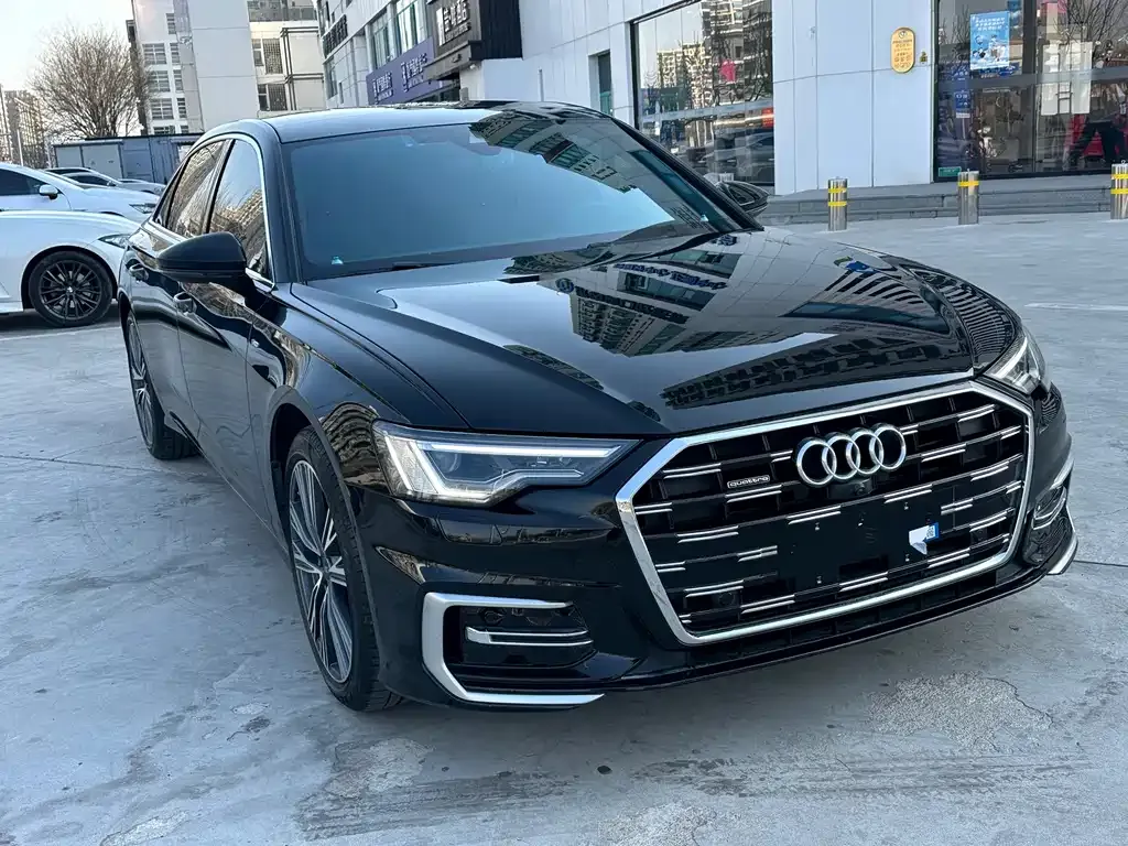 Audi A6L — фото 2