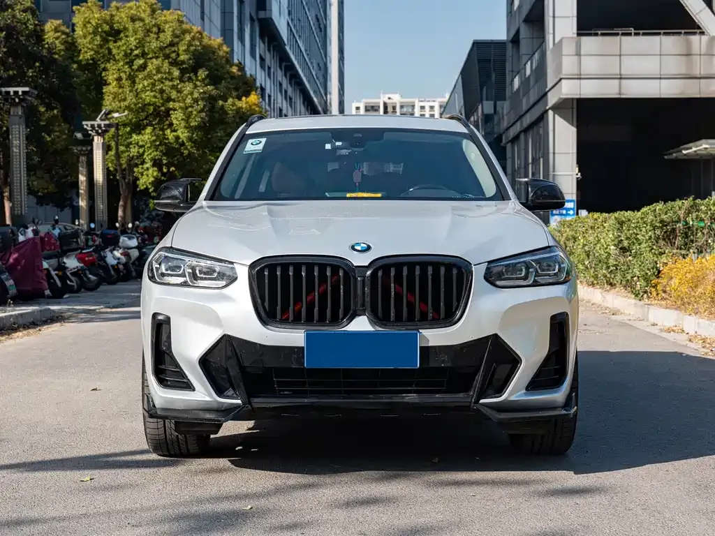 BMW X3 — фото 9