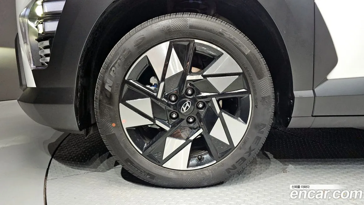 Hyundai Kona 2023 из KR, фото 8